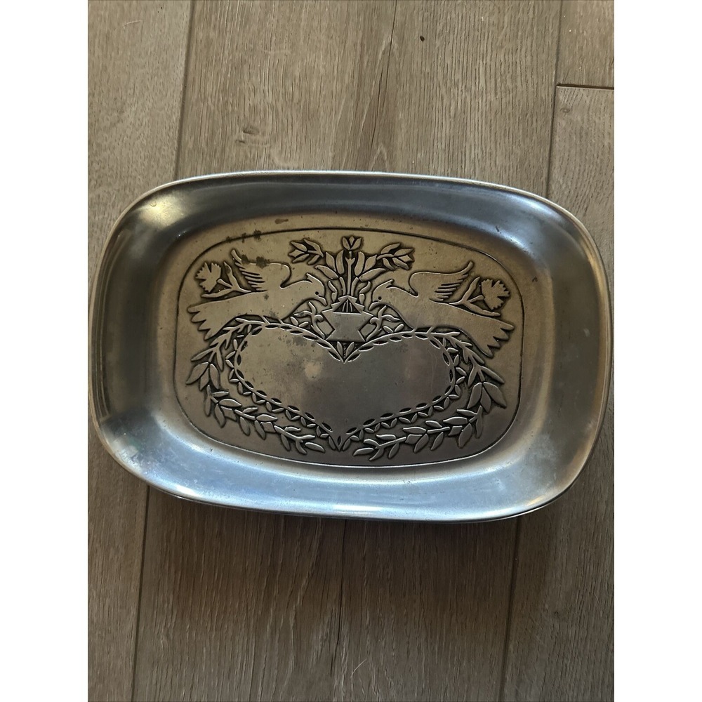 The Wilton Co. Pewter Serving Plate - Designed With Love Birds And‎ Hearts
